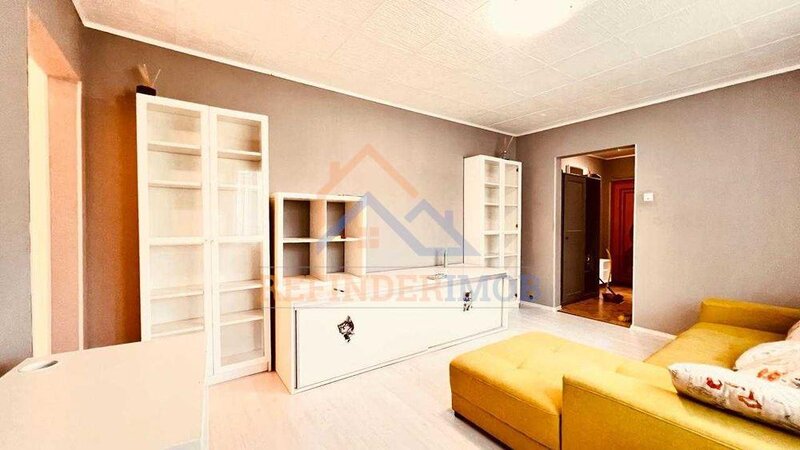 Constantin Brancoveanu, apartament 3 camere stradal